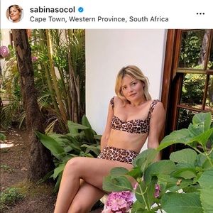 NWT Tropic is C South Pacific top in Mama Africa